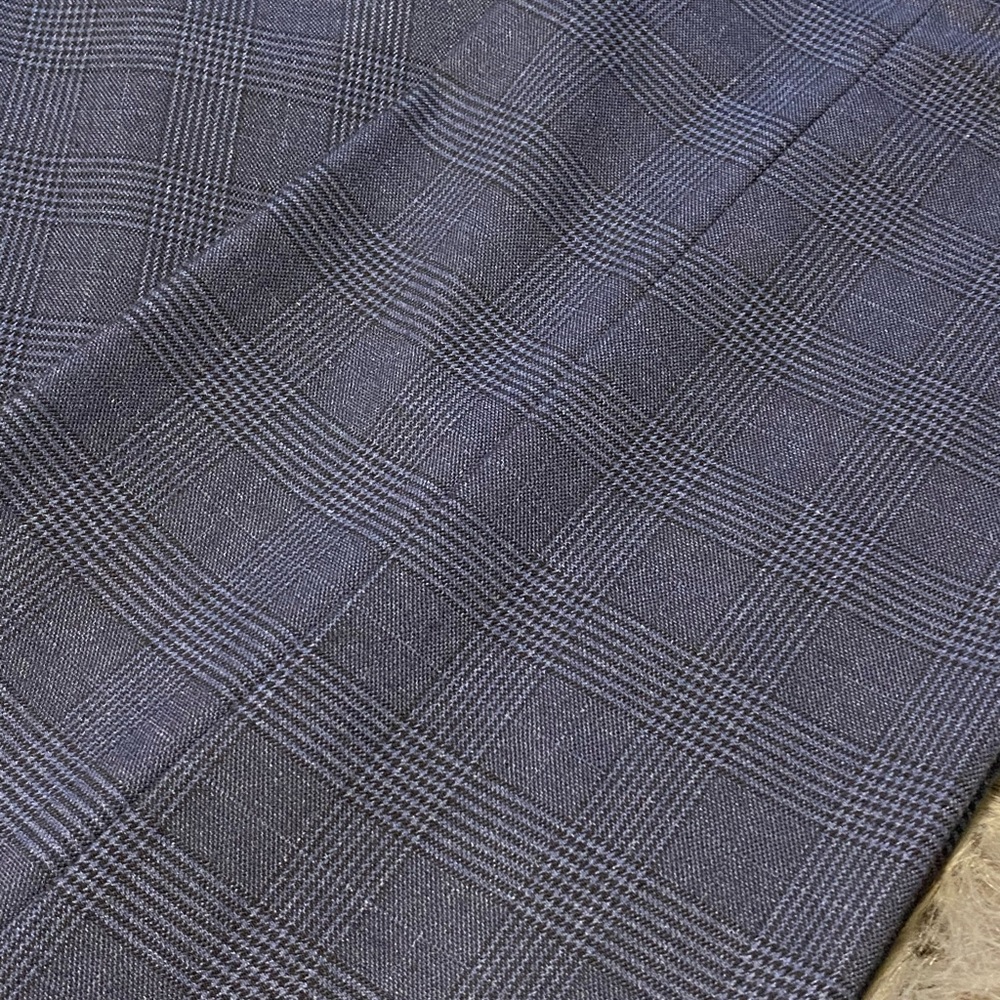 Beautiful Banana Republic Suit Navy and Black Plaid - Picture 3 of 6